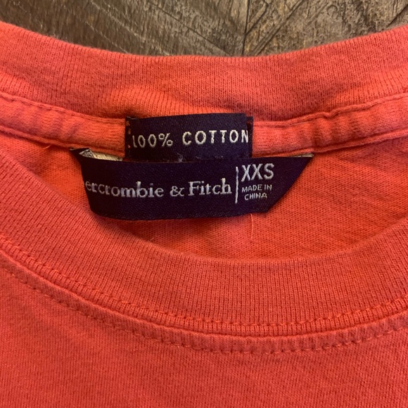 ⭐️✨3 for $15✨⭐️ Abercrombie Tee XXS - Picture 3 of 4